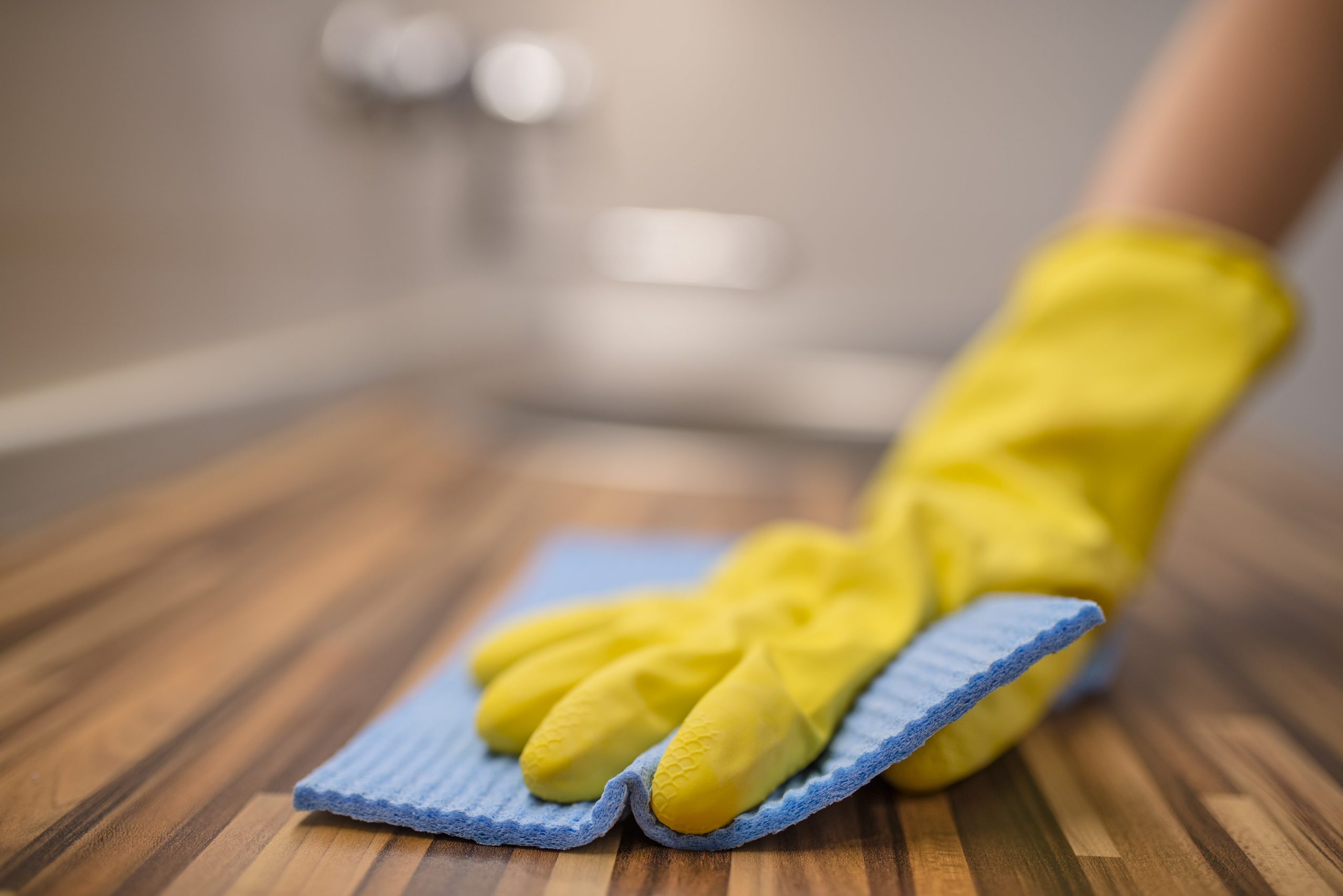 cleaning a benchtop